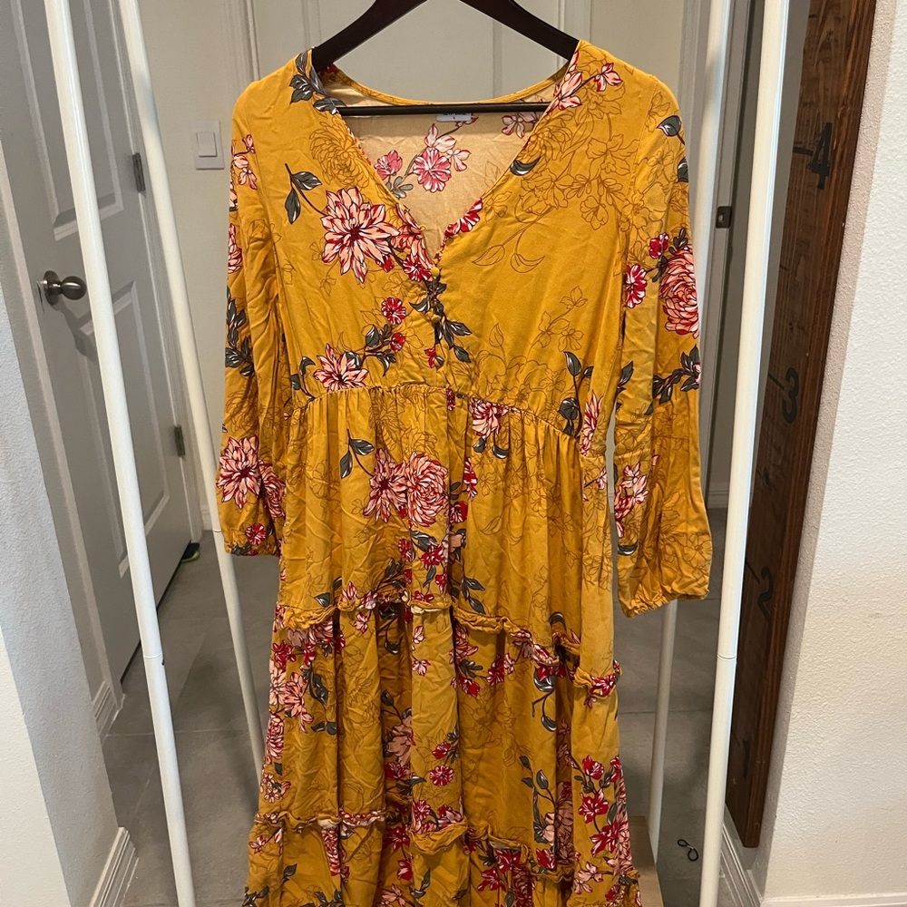 Luxie Golden Floral Long Sleeve Dress